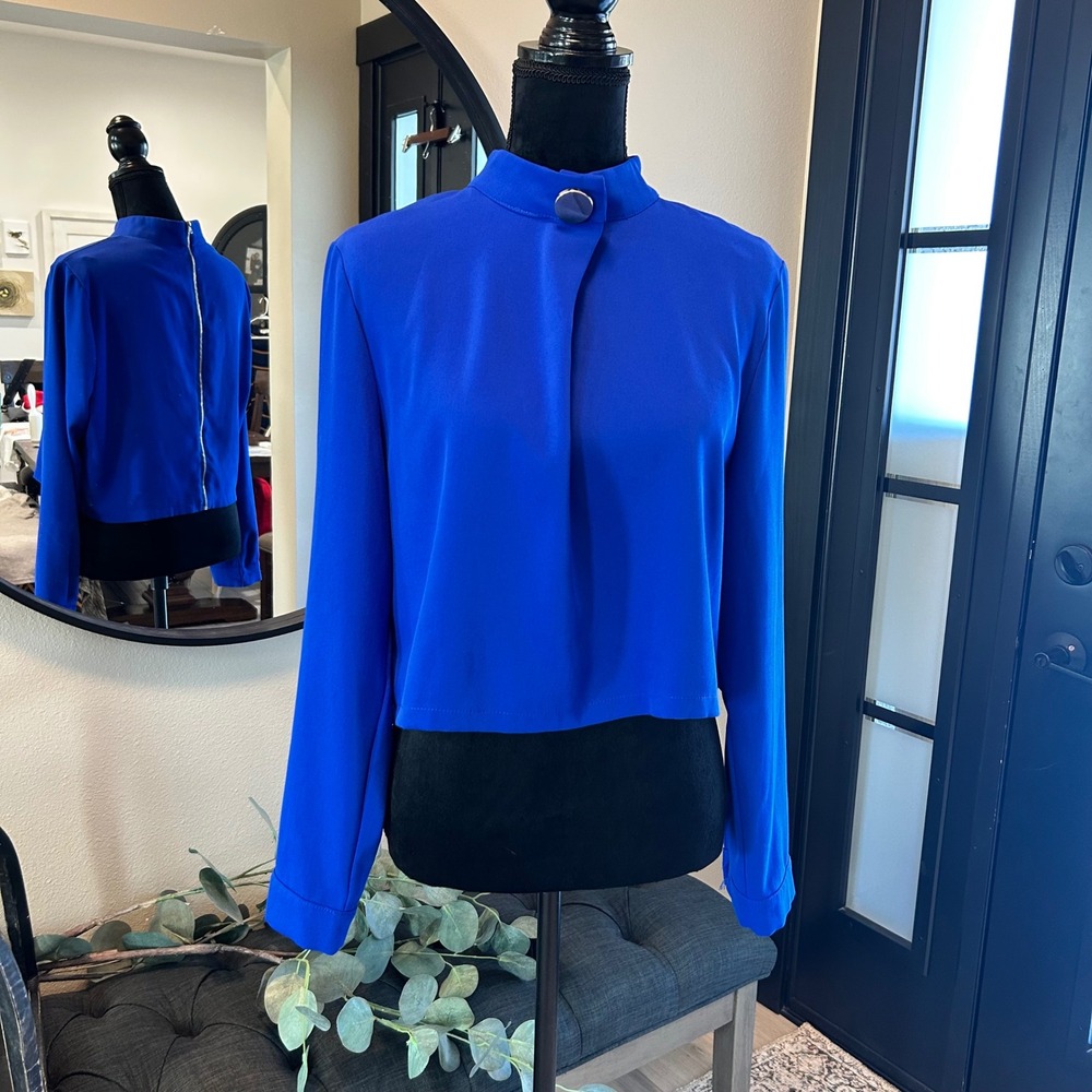Angelique by Burbu Royal Blue Mock Neck Cropped Blouse T8339 XL Back Zip